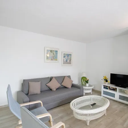 Holiday home Casas Blancas 39 *